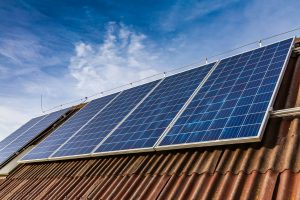 Experienced solar panel installation team